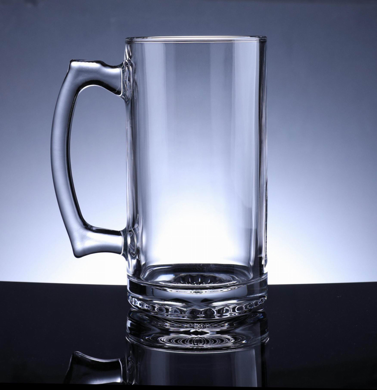 Dishwasher Safe Sturdy Large 26 oz Lead-Free Crystal Glass Beer Mug With Handle 